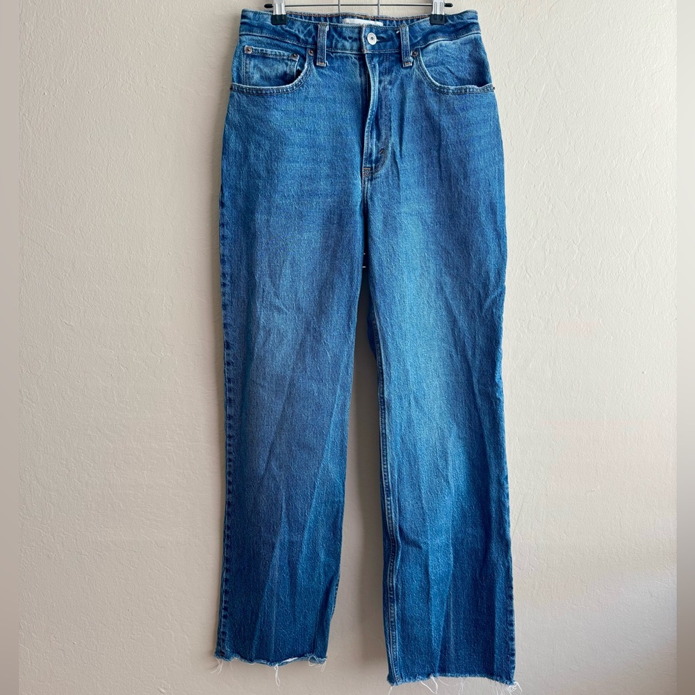Abercrombie 90’s Relaxed Jean